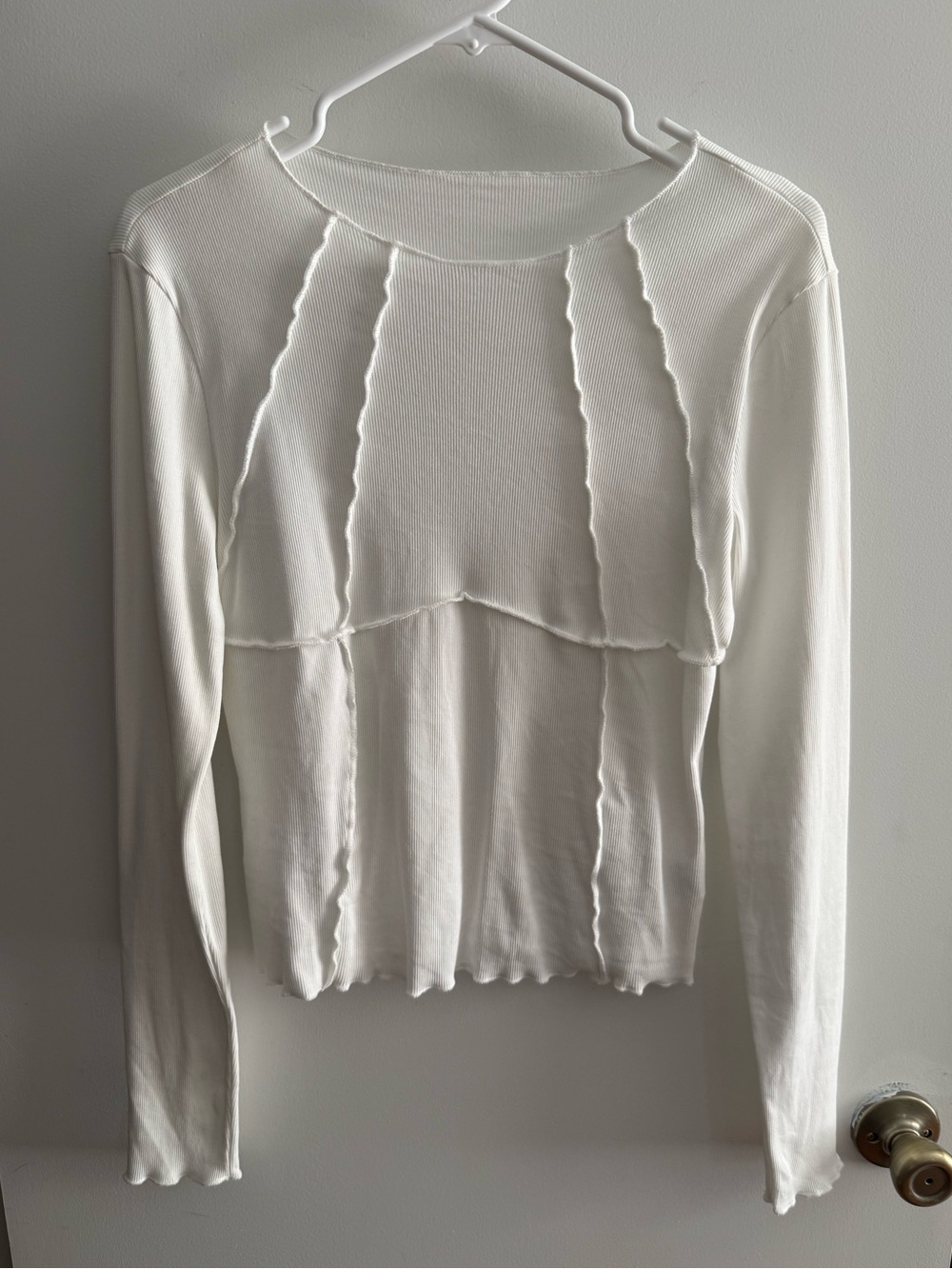 Basic Piping Long Sleeve Top